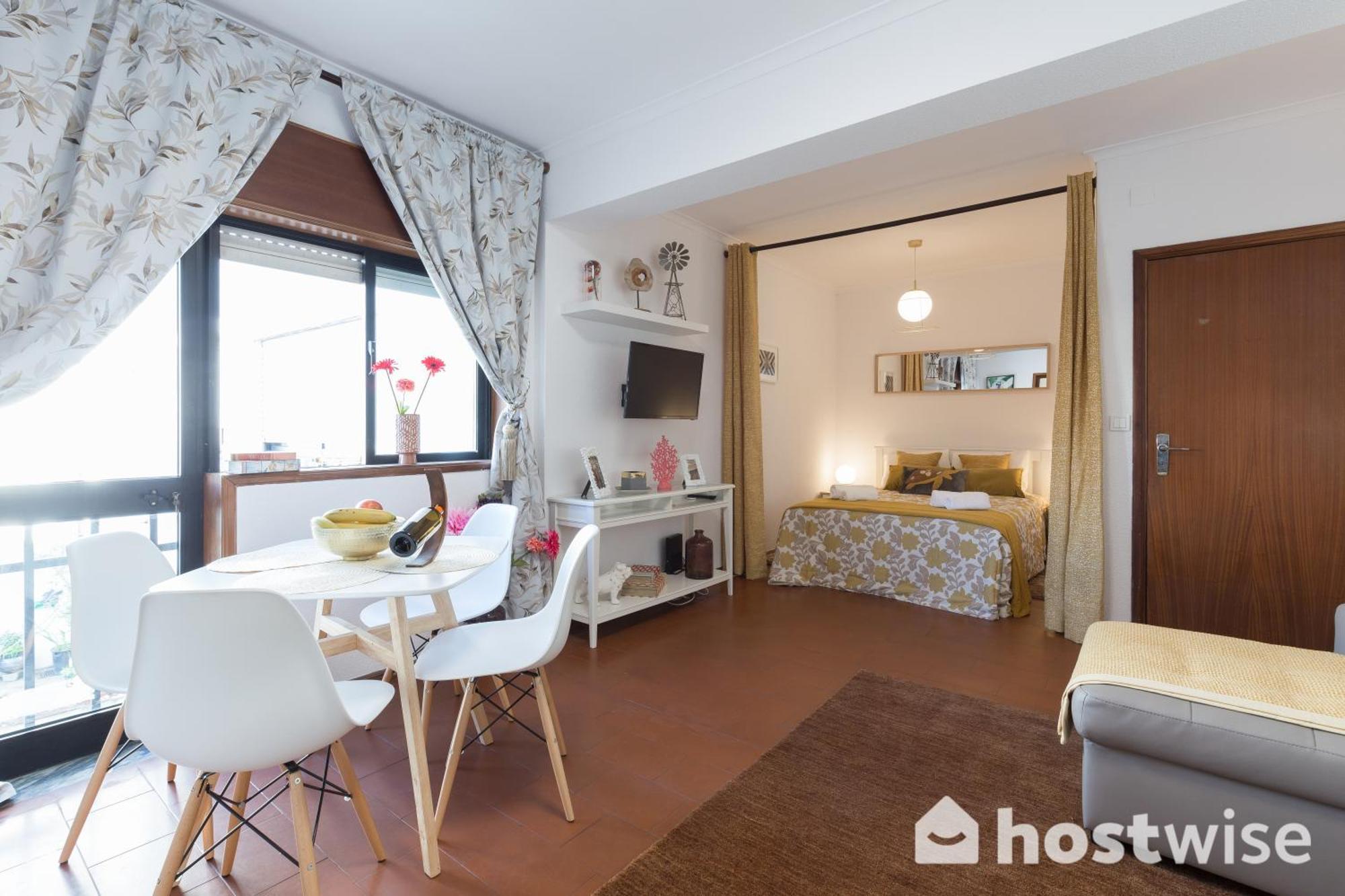 דירות פורטו Host Wise - Comfy Bright Flats With Netflix חדר תמונה